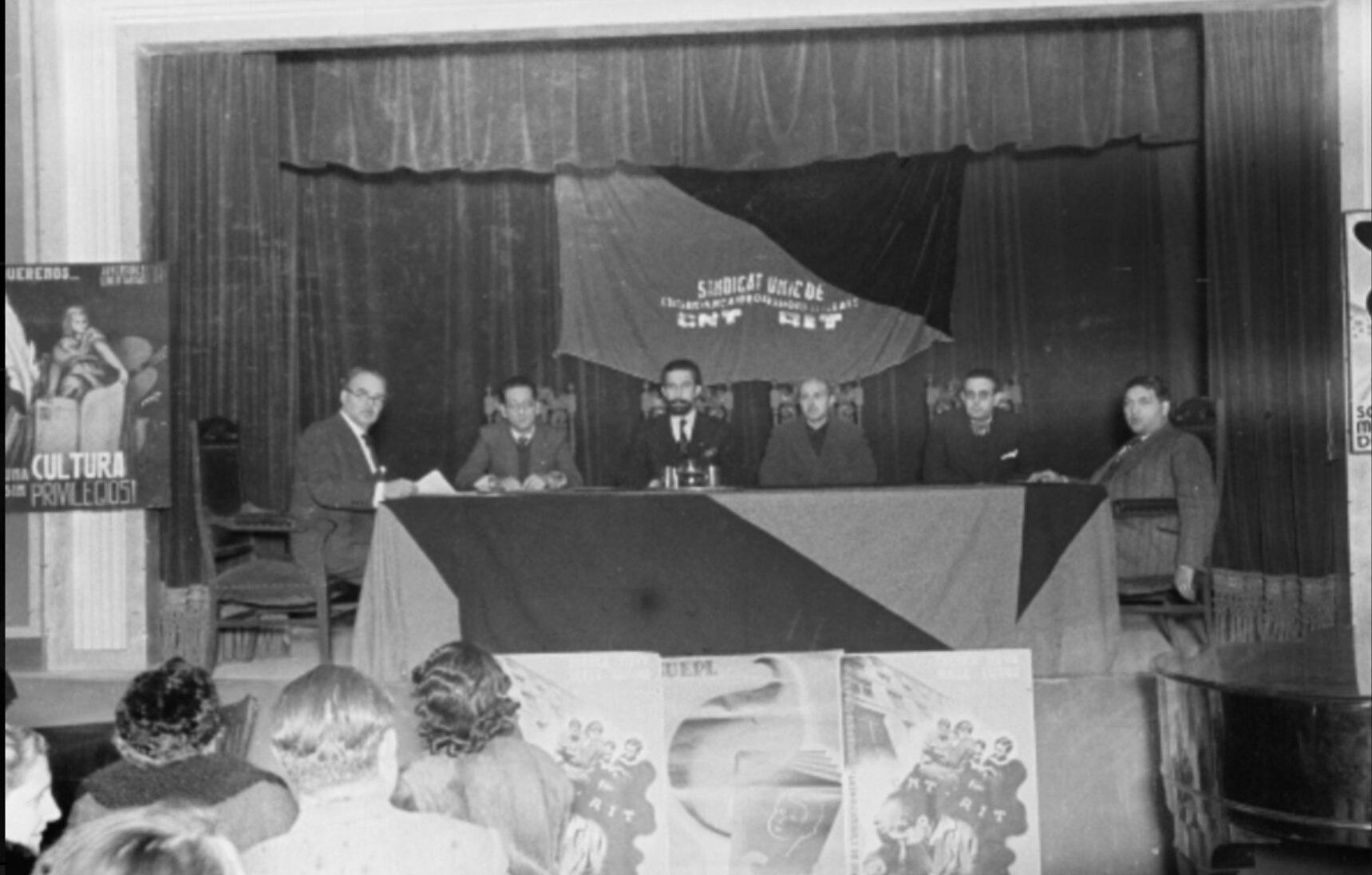 Inauguration of a library opened by the Syndicat Unique des Professions Libérales of the CNT.